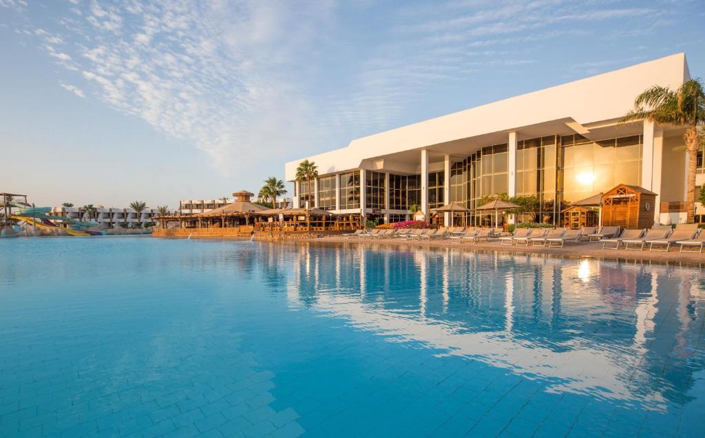The V Hotel Sharm El Shiekh (Ex. Pyramisa Beach Resort)