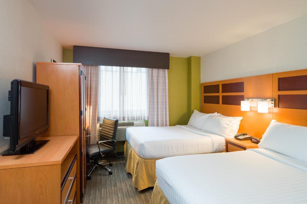 Holiday Inn Express New York City Times Square