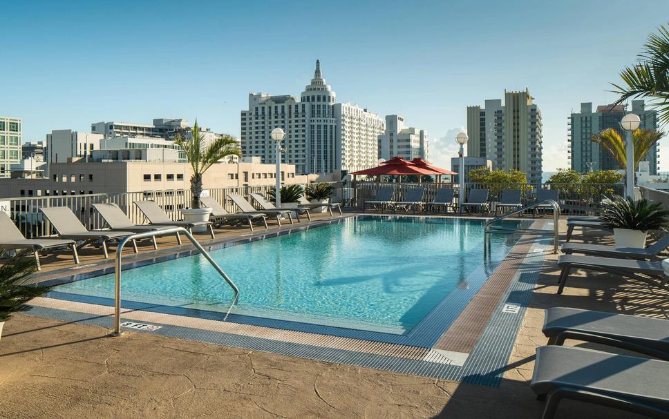 Courtyard Miami Beach South Beach