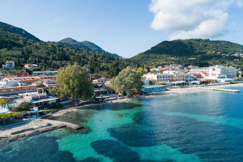 Bella Vista hotel & studios