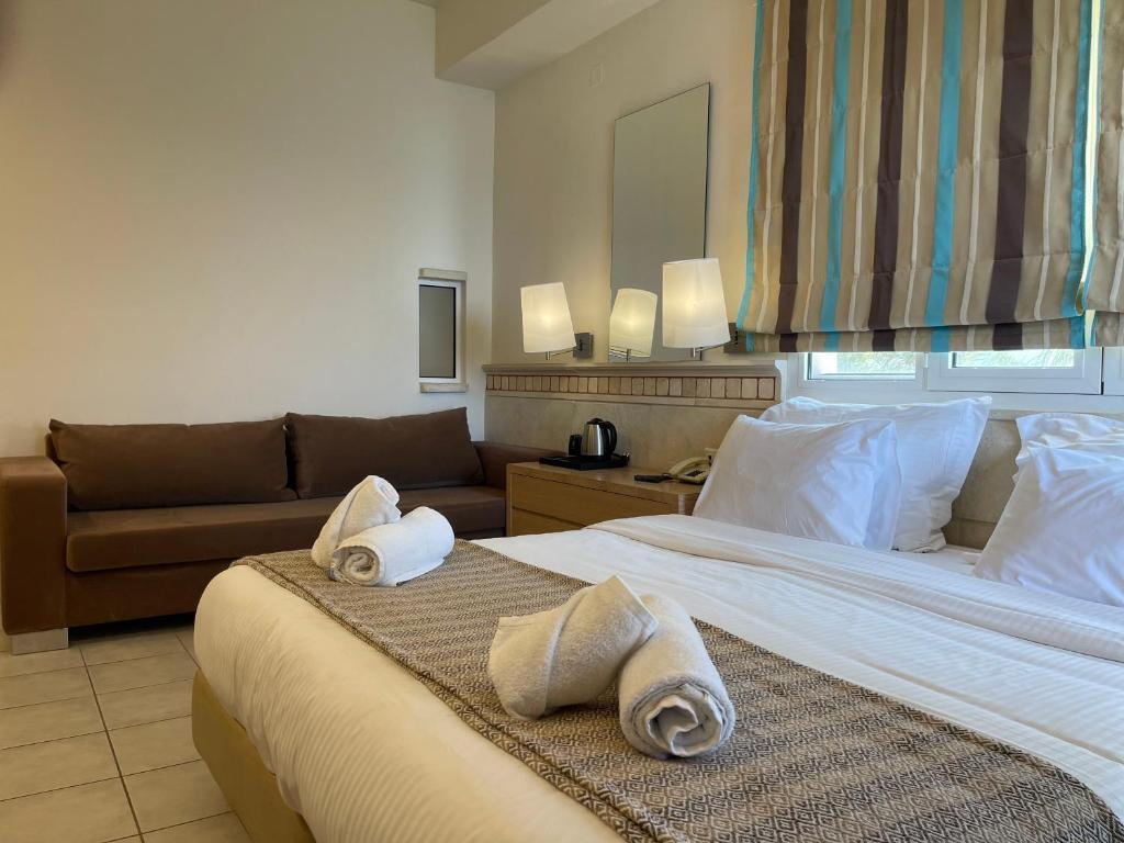 Glaros Beach Hotel