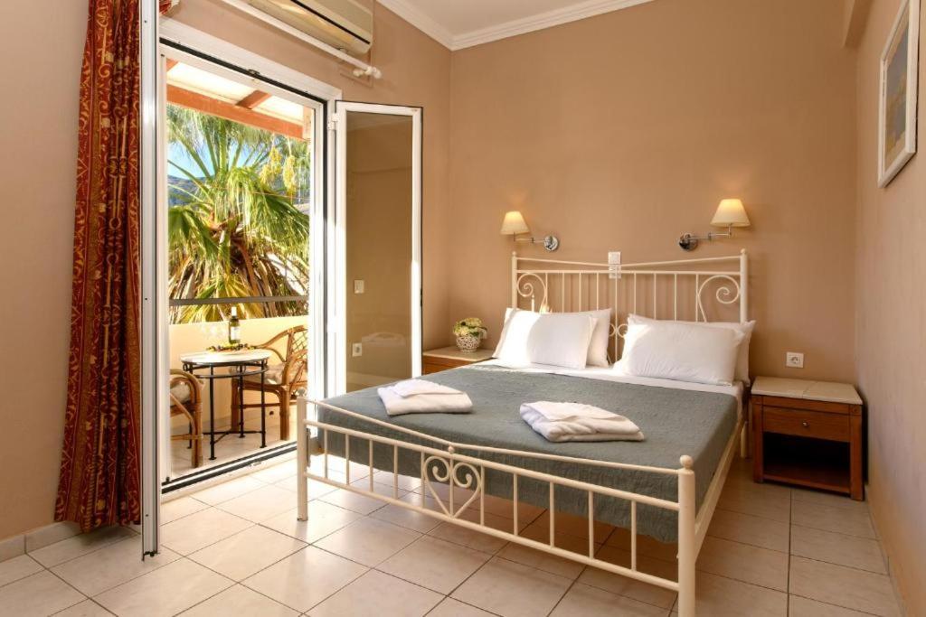 Ipsos di Mare - adults only