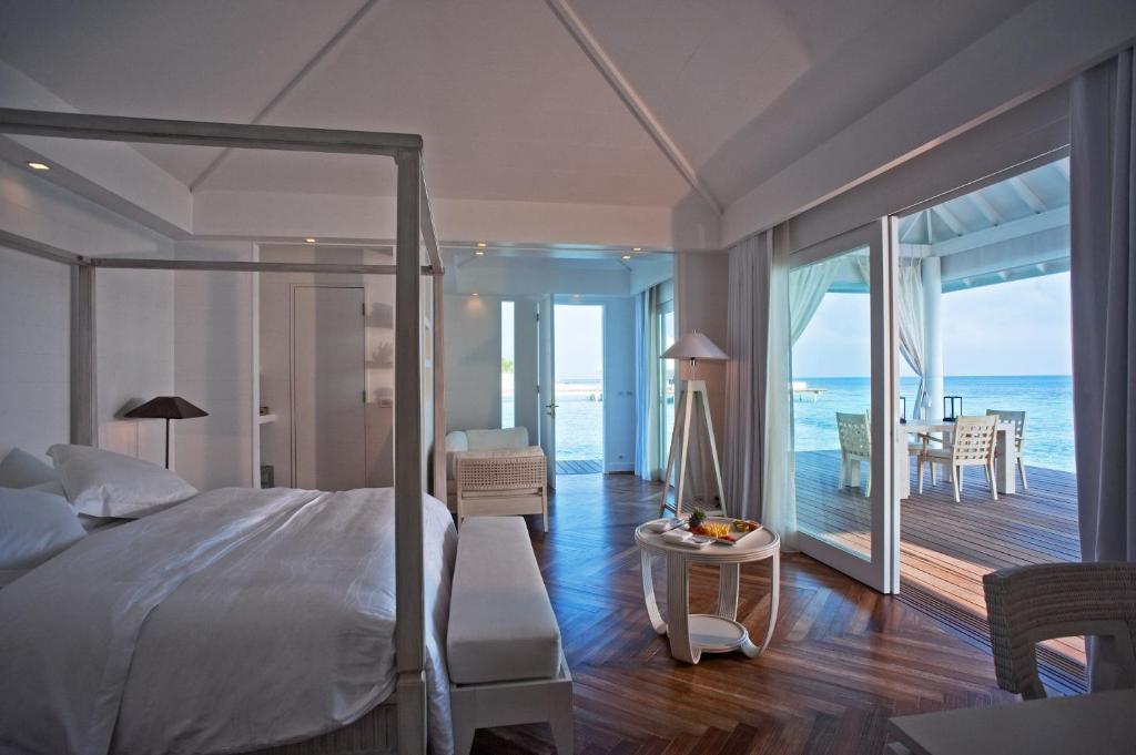Ananea Diamonds Athuruga Beach & Water Villas