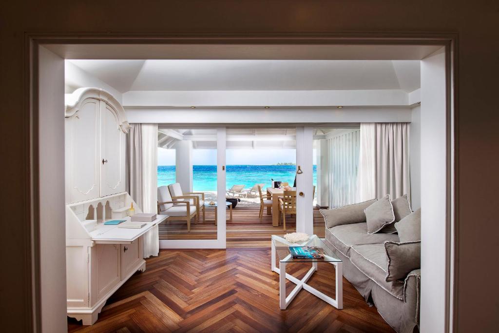 Diamonds Thudufushi Maldives Resort & SPA