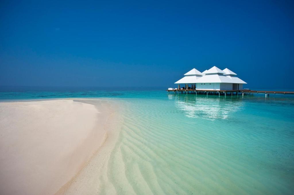 Ananea Diamonds Athuruga Beach & Water Villas