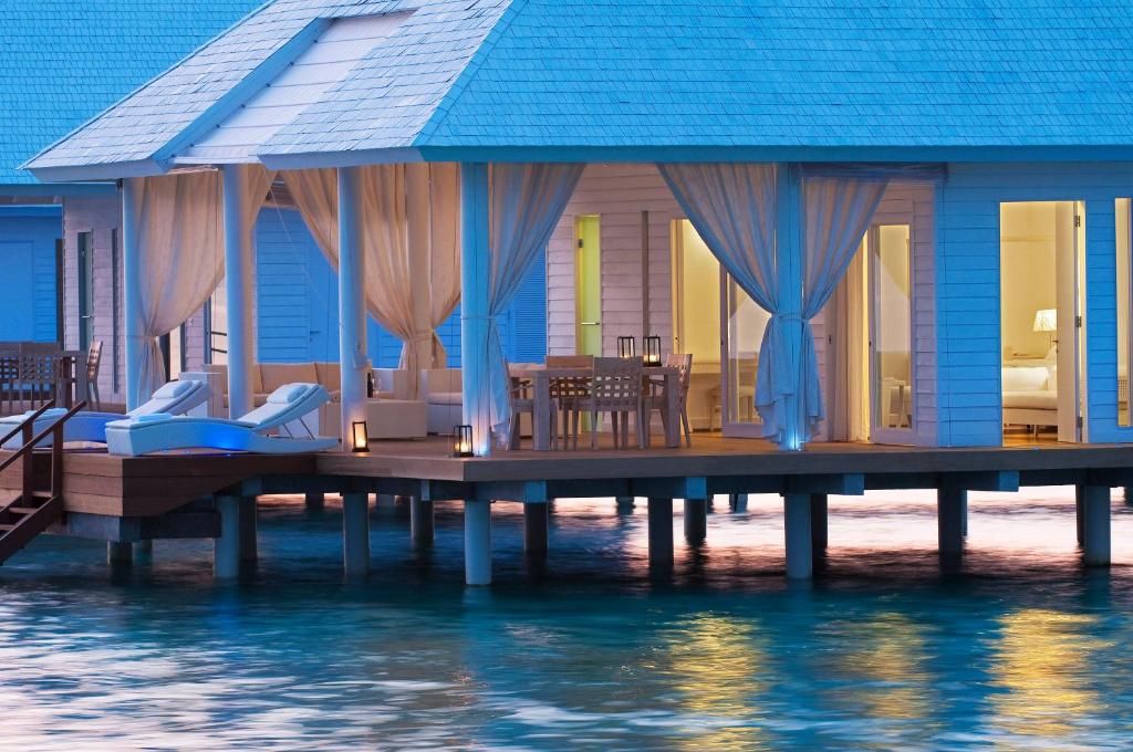Ananea Diamonds Athuruga Beach & Water Villas