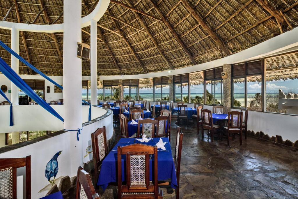 Jacaranda Beach Resort