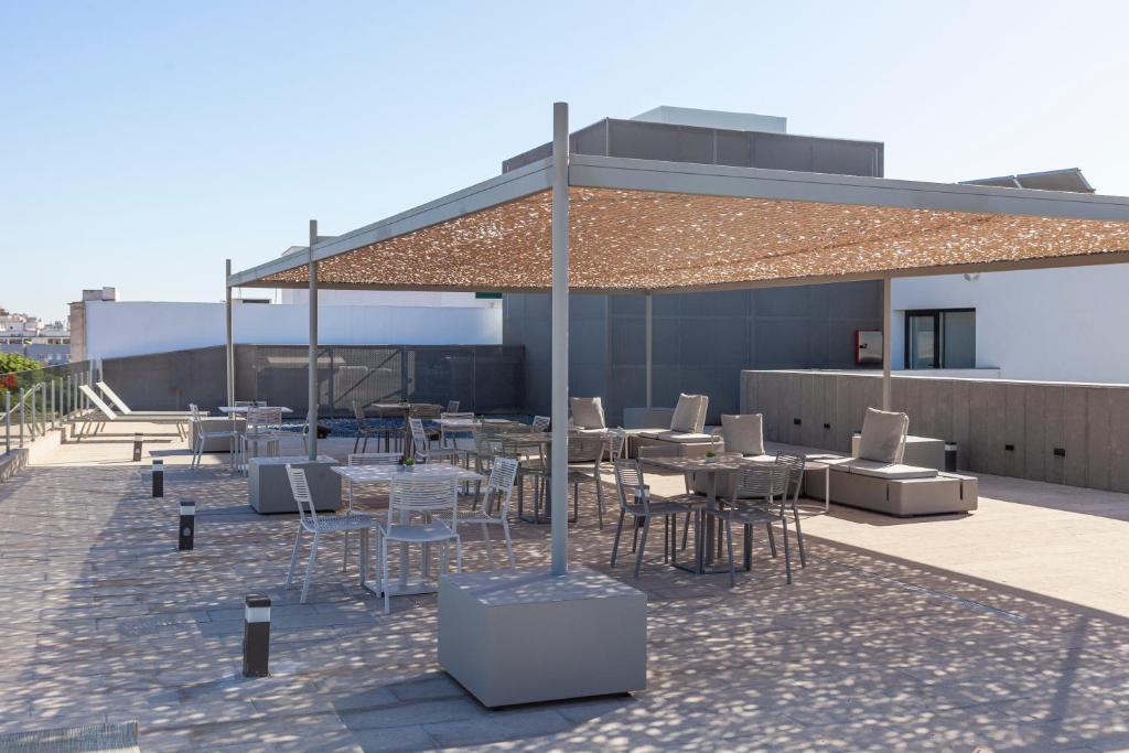 Hotel Macià Sevilla Kubb