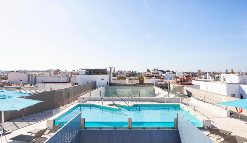 Hotel Macià Sevilla Kubb