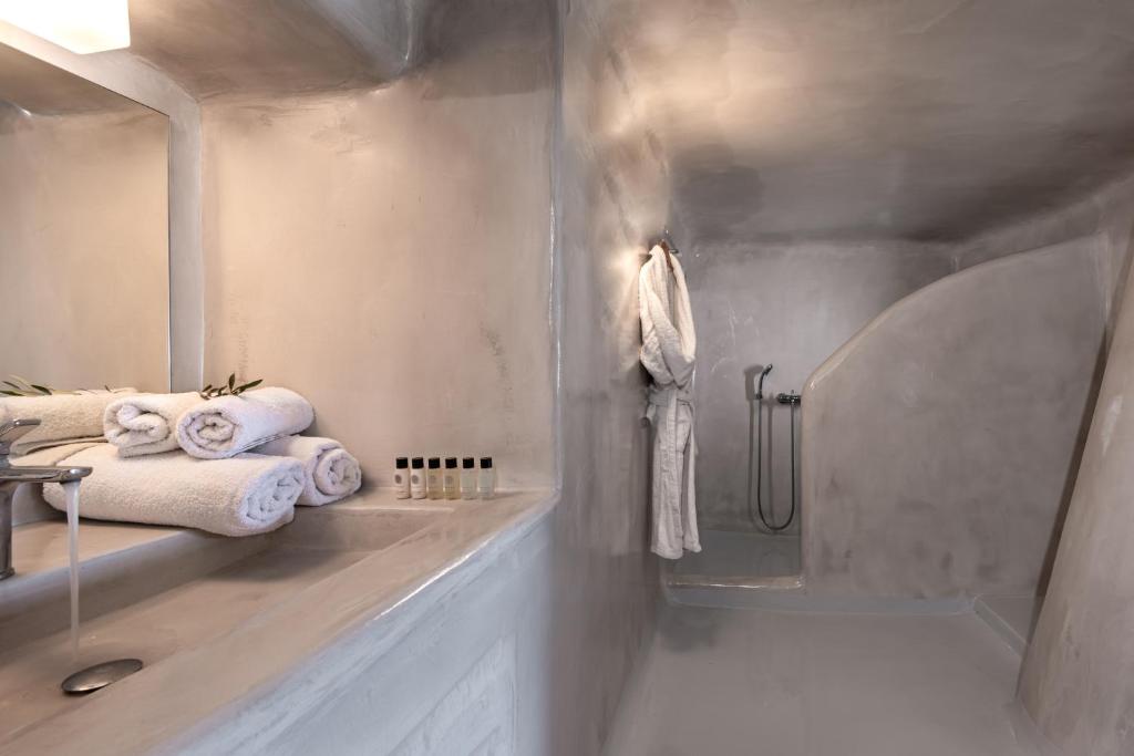 Splendour Hotel & Suites
